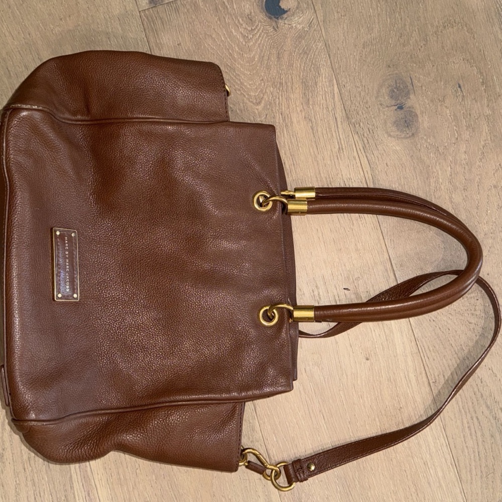 Marc Jacob’s Italian leather tote handbag